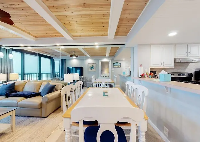 Spacious With Balcony Views Pools Gym & Ac * Ocean City